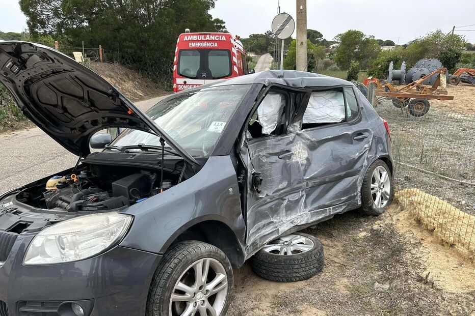 2023-10-13_16_25_21 Acidente mortal em Melides - Grândola.jpg