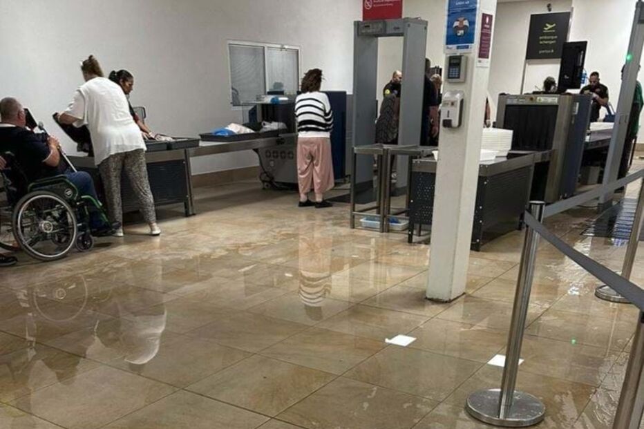 Inundações no Aeroporto de Faro