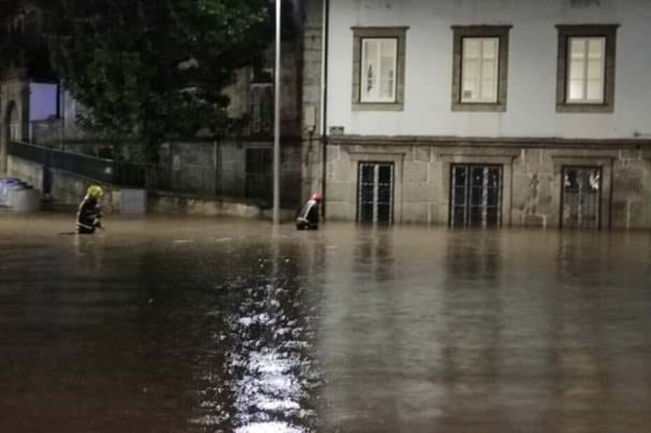 Cheias no centro de Guimarães