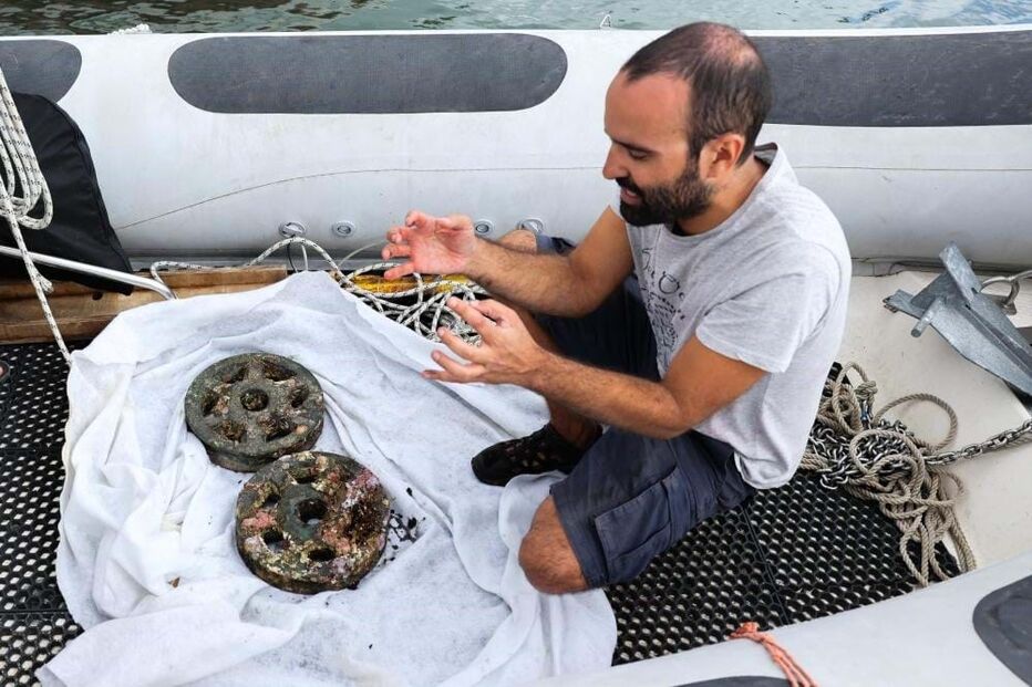 Roldanas de bronze encontradas em Lagos, Algarve