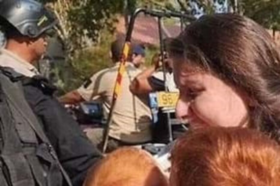 Shiri Bibas e os dois filhos 