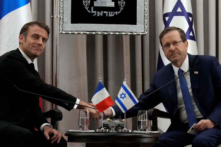 2023-10-24_08_39_43 2023-10-24T073658Z_1086102908_RC2VY3AUBR5O_RTRMADP_3_ISRAEL-PALESTINIANS-FRANCE.JPG