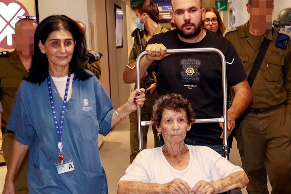 Yocheved Lifshitz foi libertada pelo Hamas na segunda-feira à noite