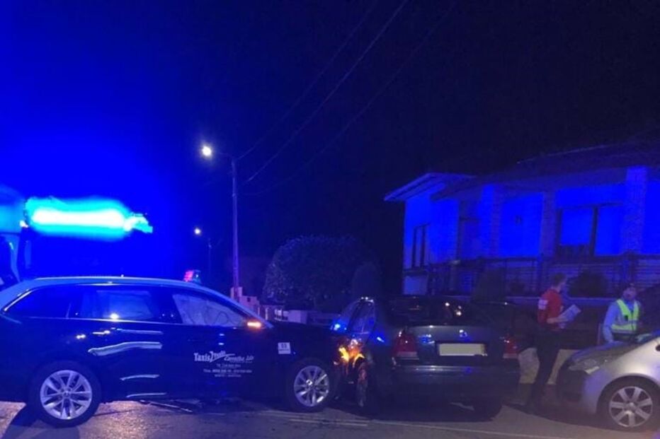 Colisão entre três carros na Murtosa