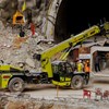 Equipas de resgate a cinco metros de trabalhadores soterrados em túnel na Índia