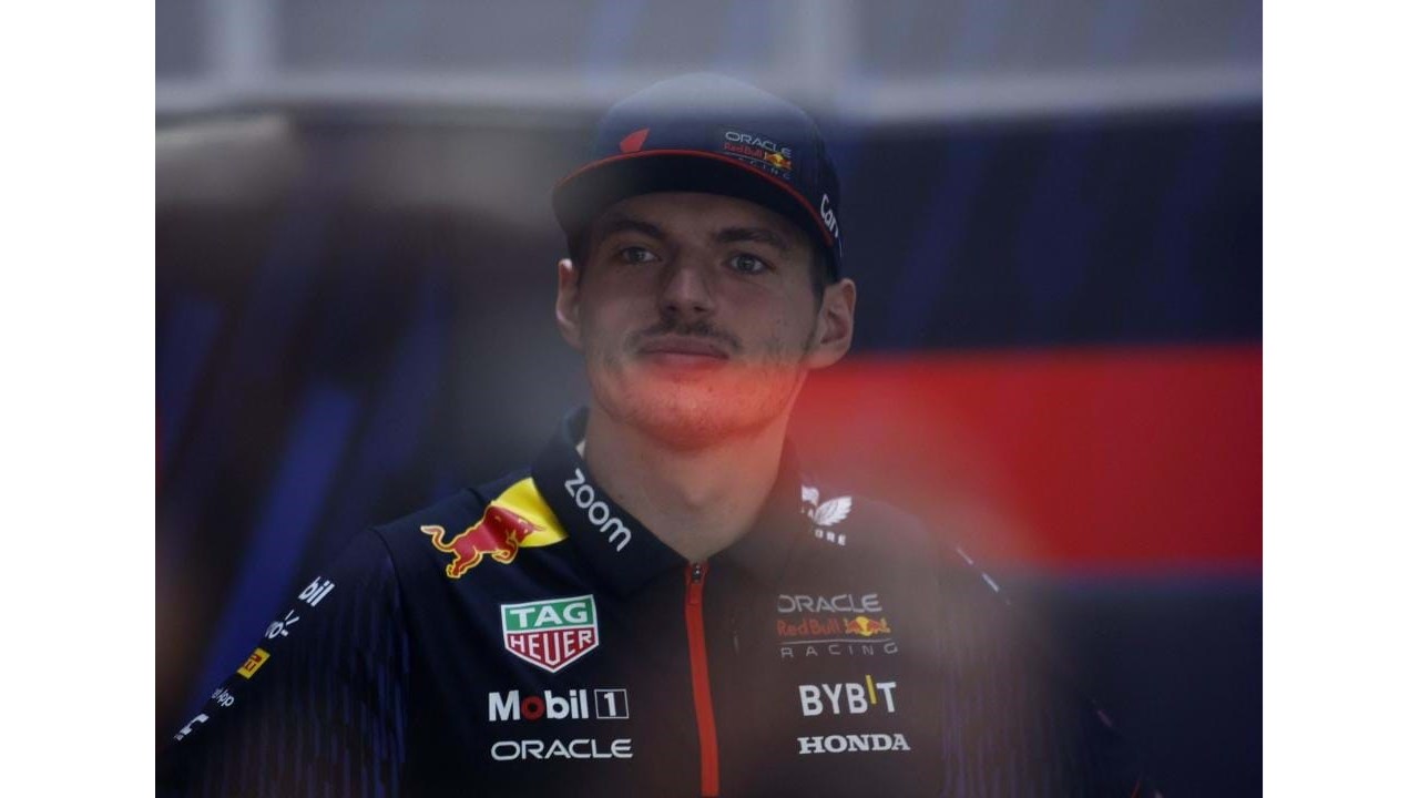 Max Verstappen conquista em Abu Dhabi ltima pole position da