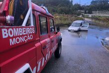 Bombeiros de Monção acorrem a diversas ocorrências devido ao mau tempo