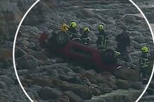 Homem morre em despiste em Cascais. Carro caiu de uma arriba