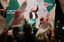 Pedro Nuno Santos insiste em colar o Chega ao PSD