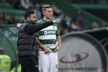 Gÿokeres substitui Geny Catamo