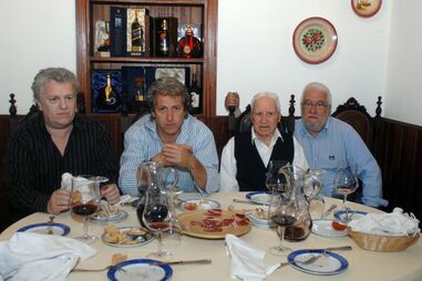 Jesus com o pai e irmão