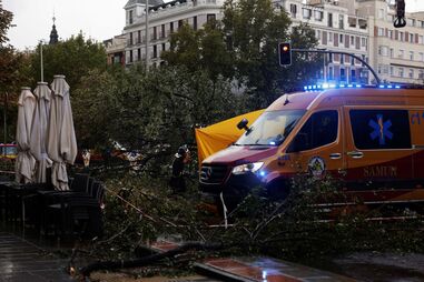 Tempestade mata mulher em Madrid