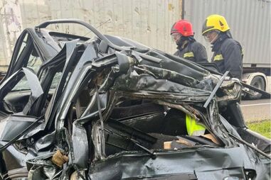 Colisão rodoviária na A1 junto à saída para a Mealhada