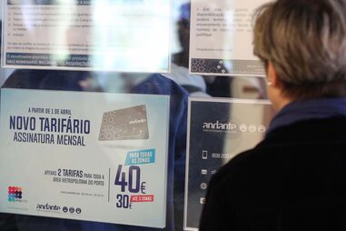 Passageiros da rede Unir já podem consultar em tempo real a localização dos autocarros e os tempos estimados de passagem nas paragens através da aplicação 'Google Maps', anunciou esta quinta-feira a Transportes Metropolitanos do Porto