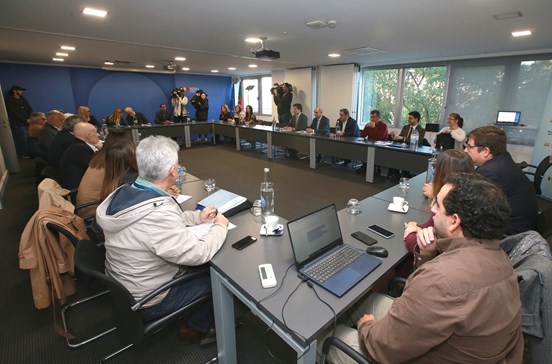 Escola em Portimão encerrada pelo terceiro dia consecutivo devido a greve  no ensino - Vídeos - Correio da Manhã