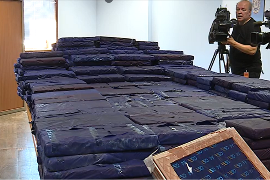 Compartimento em tijoleira oculta tonelada de cocaína avaliada em mais de 40 milhões de euros