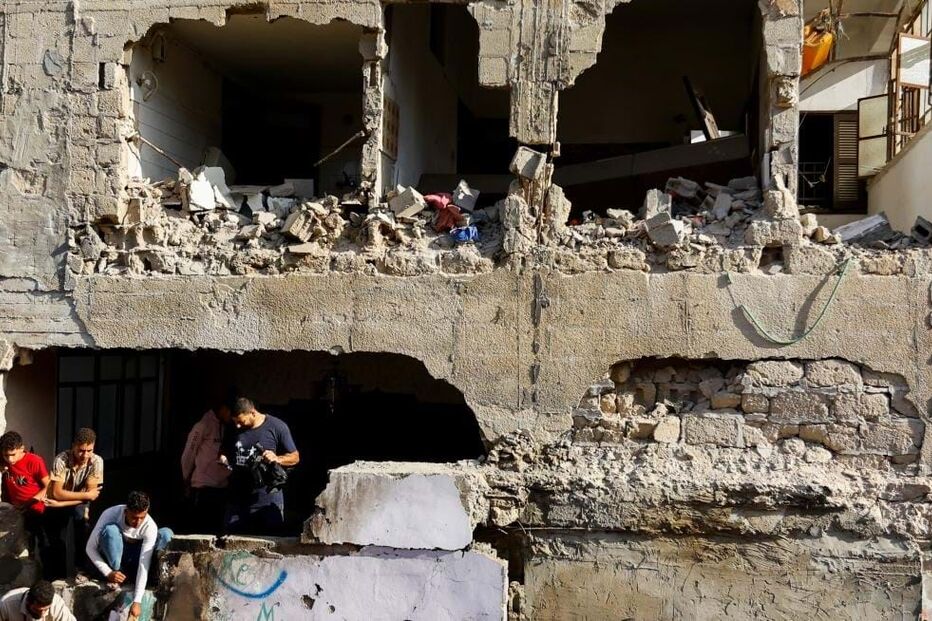 Destruição após bombardeamentos em Gaza
