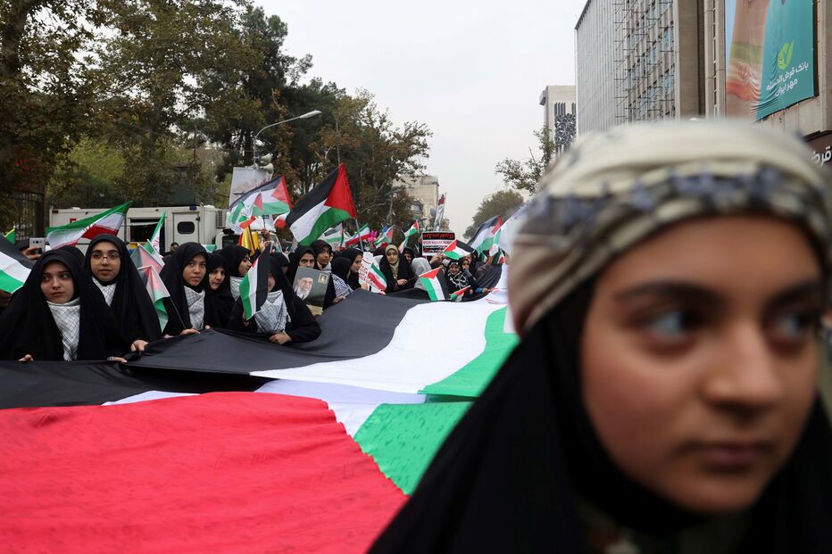 Irão assinala aniversário da tomada da embaixada dos EUA