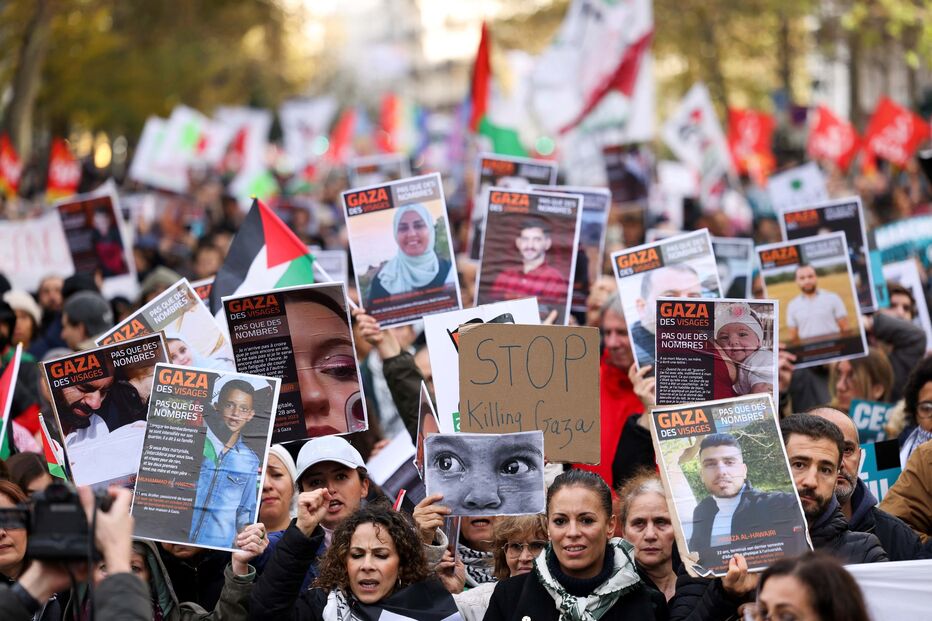 Manifestantes em Paris exigem fim dos ataques a Gaza