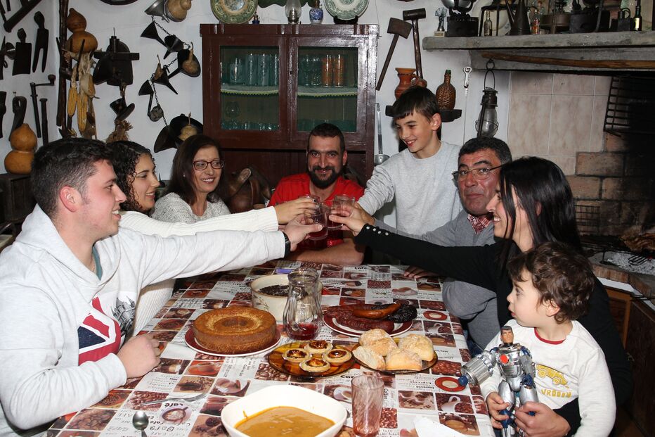 CM e a TAP vão proporcionar um Natal diferente a pais, filhos, avós e netos que, separados pela distância