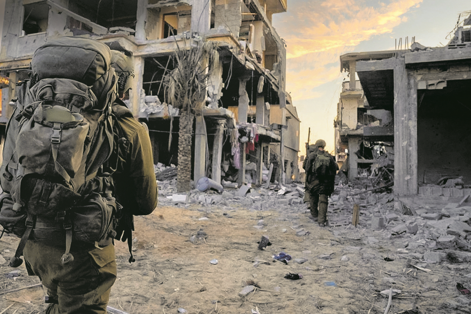 Tropas israelitas combatem no coração de Gaza