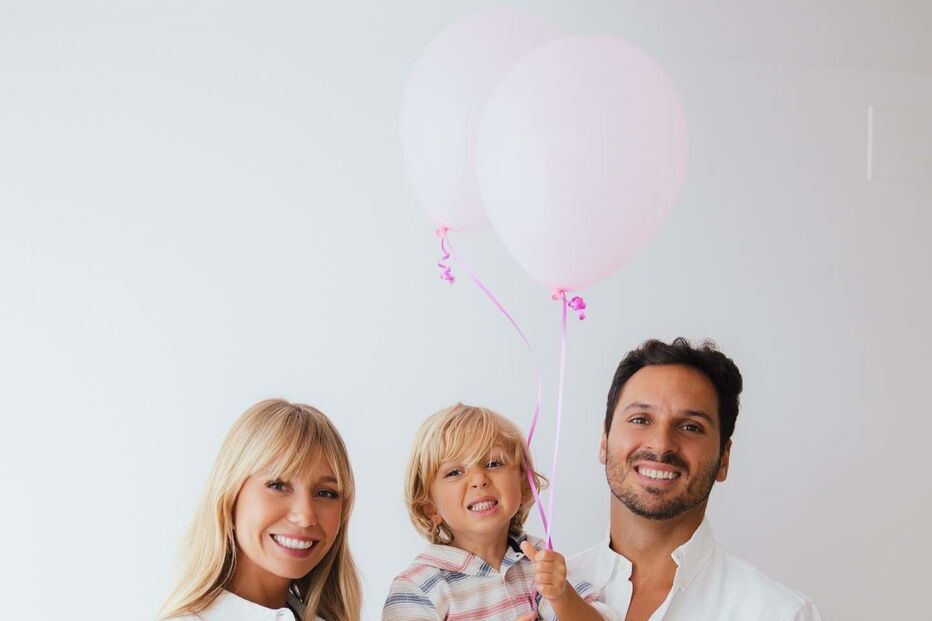 Sofia Arruda com o marido e o filho mais velho