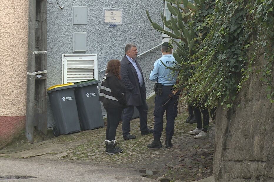 Agente de execução ajuda família despejada