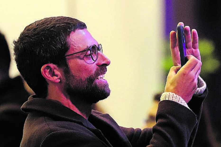 Diogo Amaral não se cansou de tirar fotos à namorada