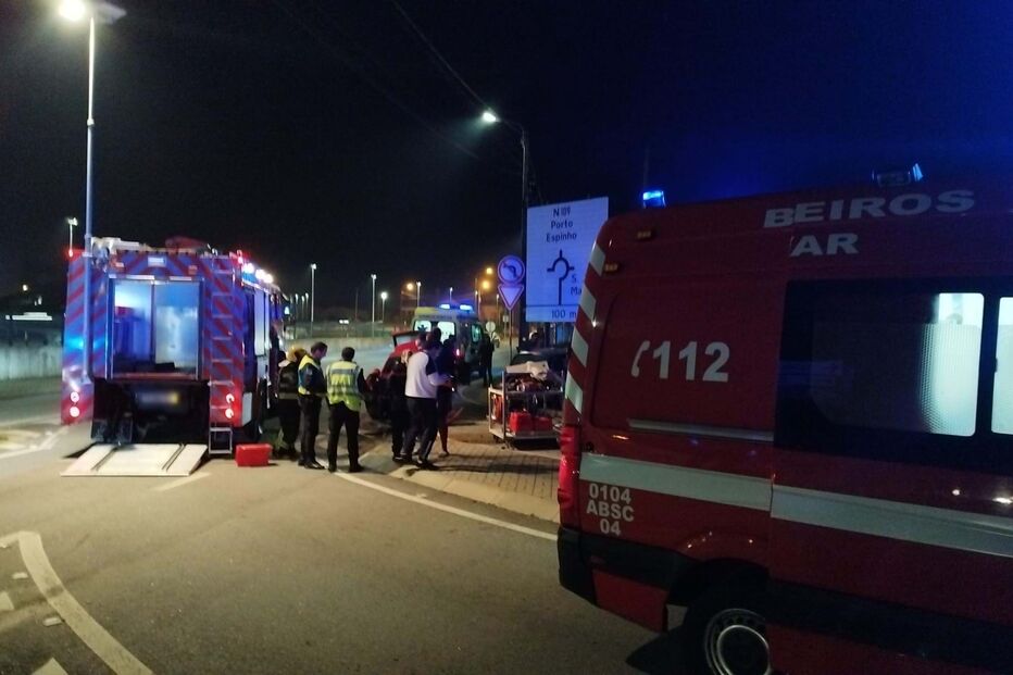 Ferido com gravidade em colisão entre dois carros em Ovar