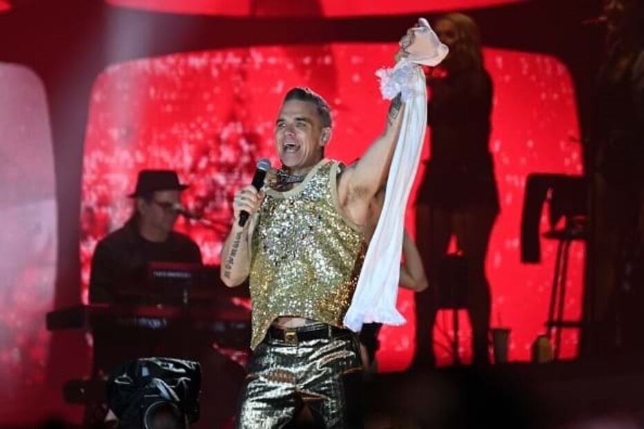 Robbie Williams durante concerto