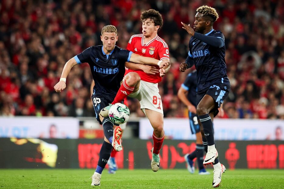 Voo do Benfica até aos ‘oitavos’ da Taça de Portugal começa com ajuda