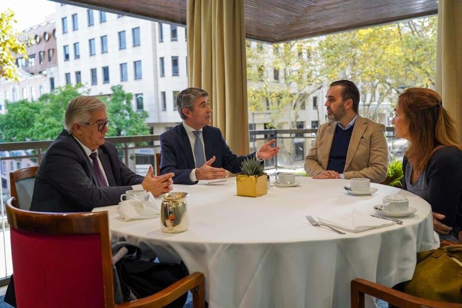  Lacerda sales, José Luís Carneiro, Carlos Cortes e Maria Antónia almeida Santos