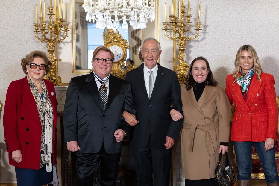 Presidente da República condecora Herman José pelos 50 anos de carreira