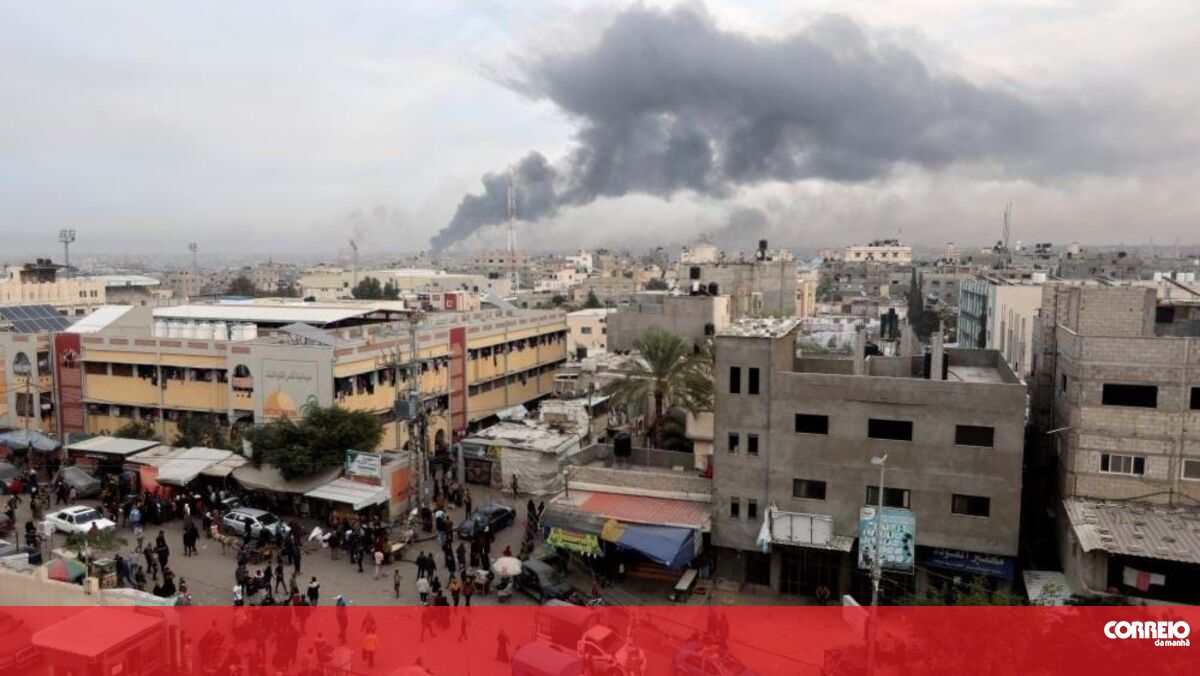 Muro corte e detonações de pedras