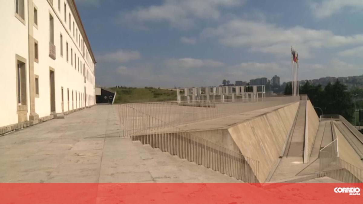 Ex-programador do Convento São Francisco em Coimbra apresenta queixa contra Câmara