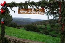 Aldeia de Parises celebra Natal pela primeira vez com sobrantes da natureza 