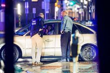 Carro colide com veículo da comitiva de Joe Biden