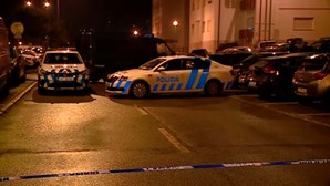 Homem morto com três tiros nas costas em Rio de Mouro em Sintra