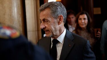 Antigo presidente francês Nicolas Sarkozy começa pena de prisão de cinco anos na próxima semana