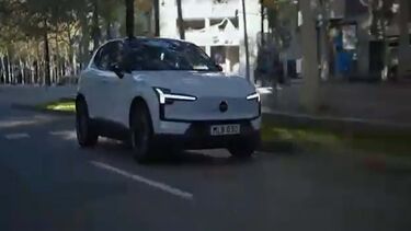 Faróis led e interior minimalista: Conheça o novo Volvo EX30 