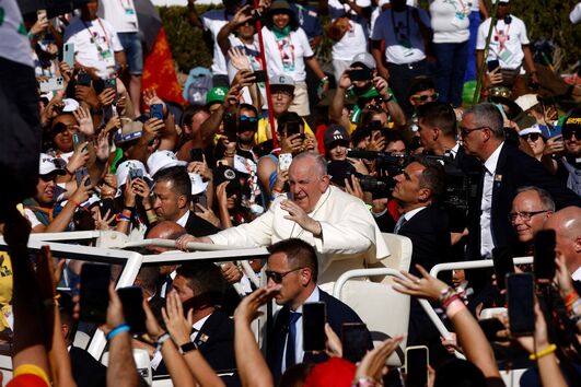2023-12-29_14_23_53 2023-08-04T163913Z_538073647_RC24H2AVSHZB_RTRMADP_3_POPE-PORTUGAL-YOUTH.JPG