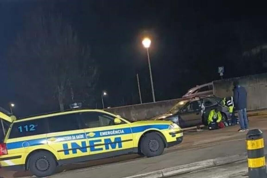 Criança assistida pelo INEM