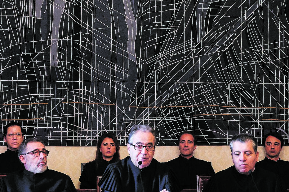 Novo chumbo a metadados agrava crise na investigação