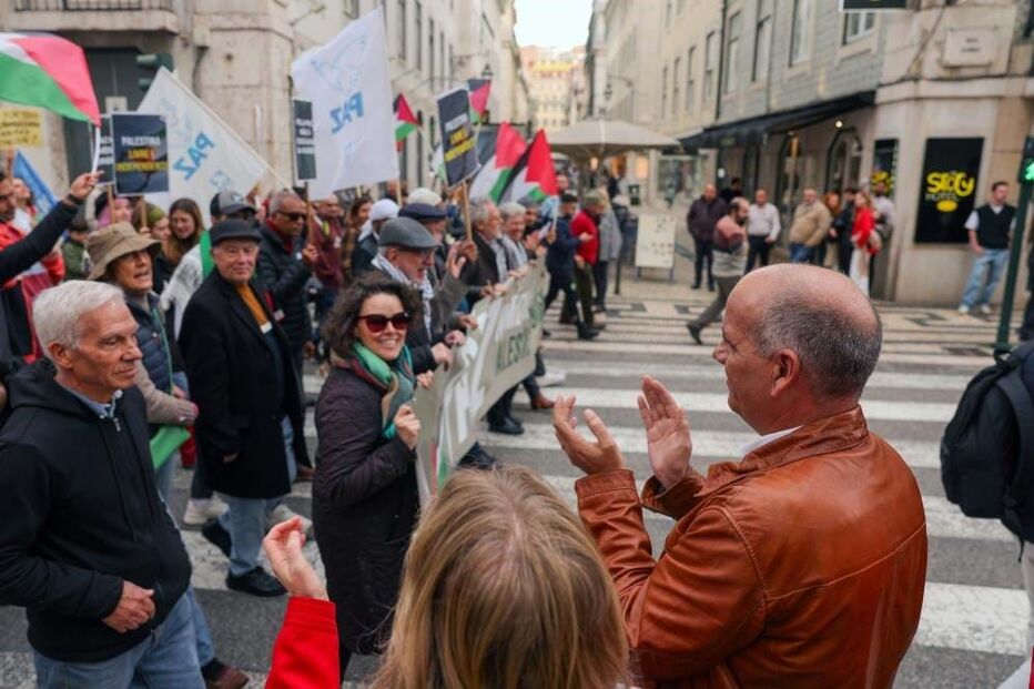 PCP e BE juntam-se a manifestação por cessar-fogo imediato e 