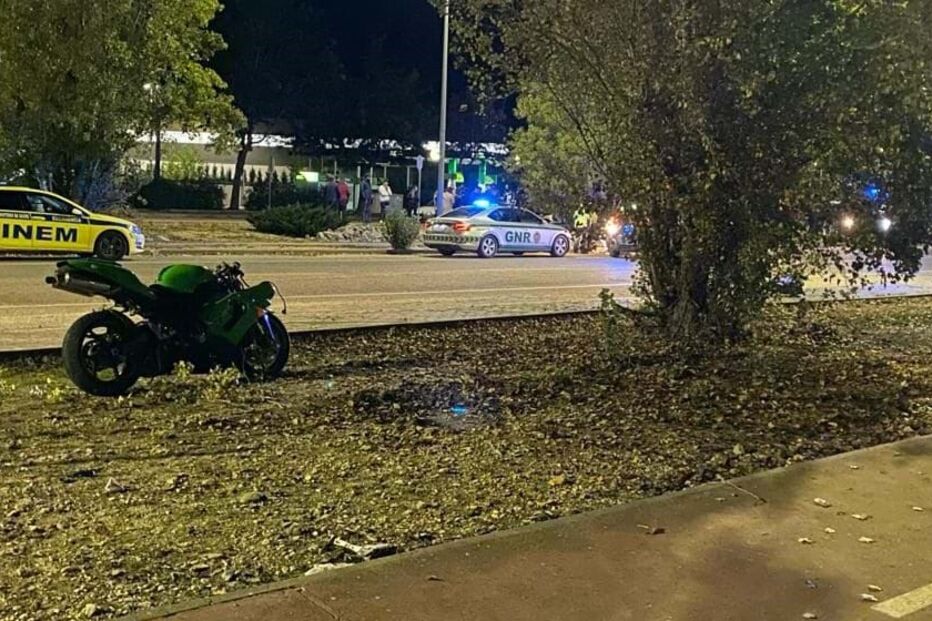 Piloto de motocross morre em despiste de moto em Almeirim