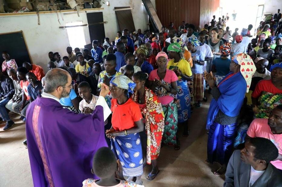 Missão portuguesa leva sorrisos e esperança às aldeias angolanas do Gungo