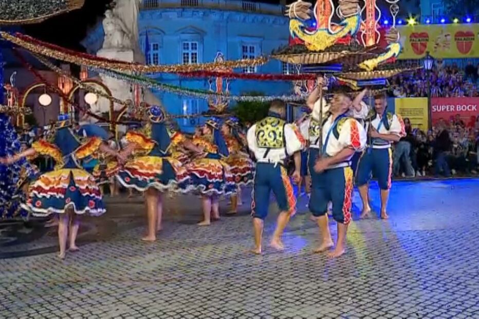 Guerra das marchas populares de Lisboa no palco do tribunal