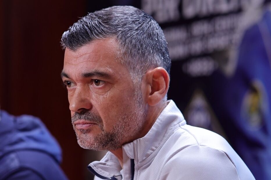 Sérgio Conceição salientou que é pago “para tomar decisões”