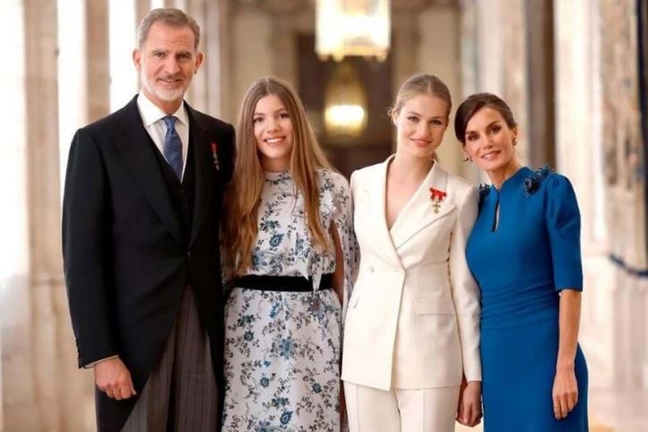 Postal de Natal da família real espanhola