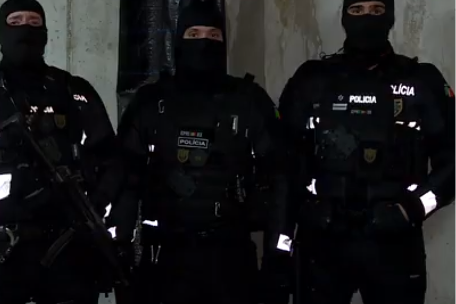 2023-12-27_17_58_04 EPRI estiveram no policiamento dos festejos de campeão nacional do Sporting.jpg